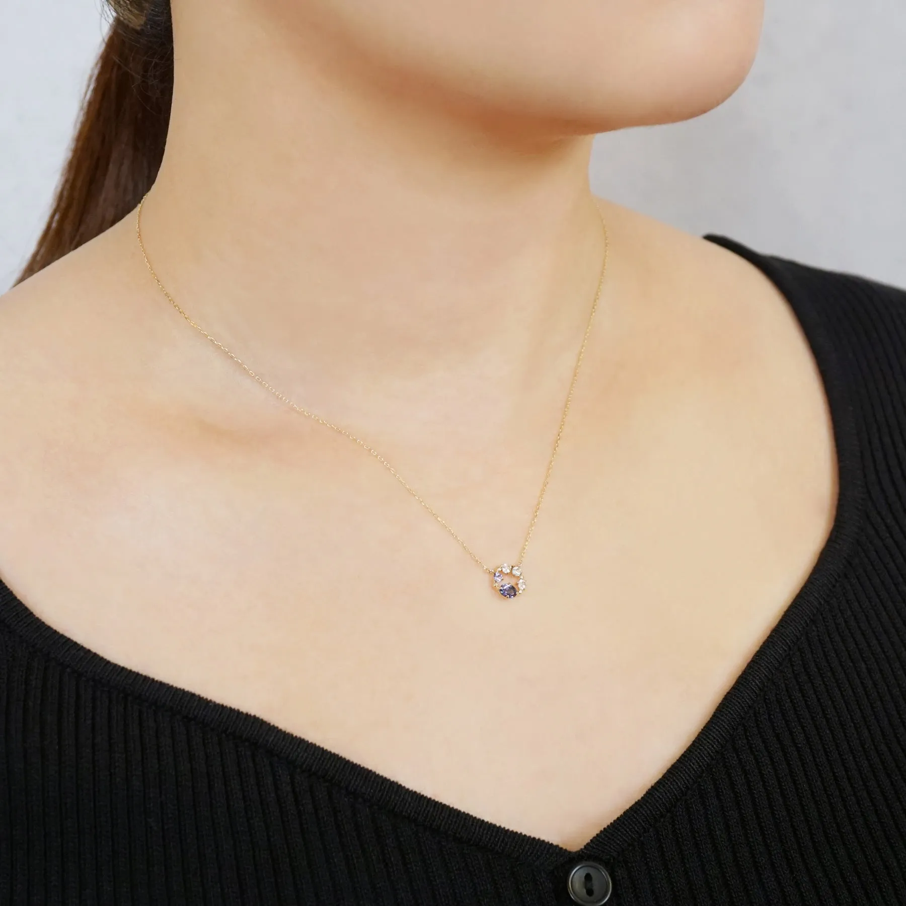 10K Blue Multicolor Circle Necklace (Yellow Gold)
