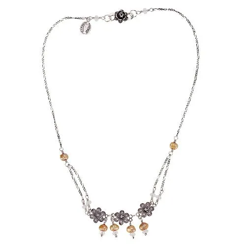 Daisy flower necklace