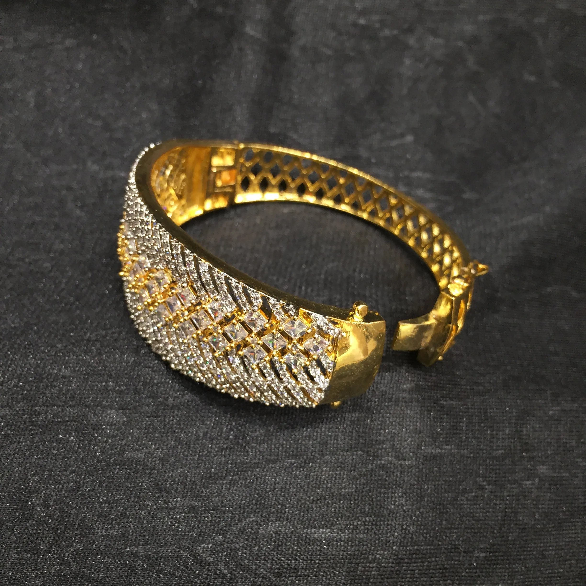 Silver Plated Zircon/AD Bracelet 7593-1142