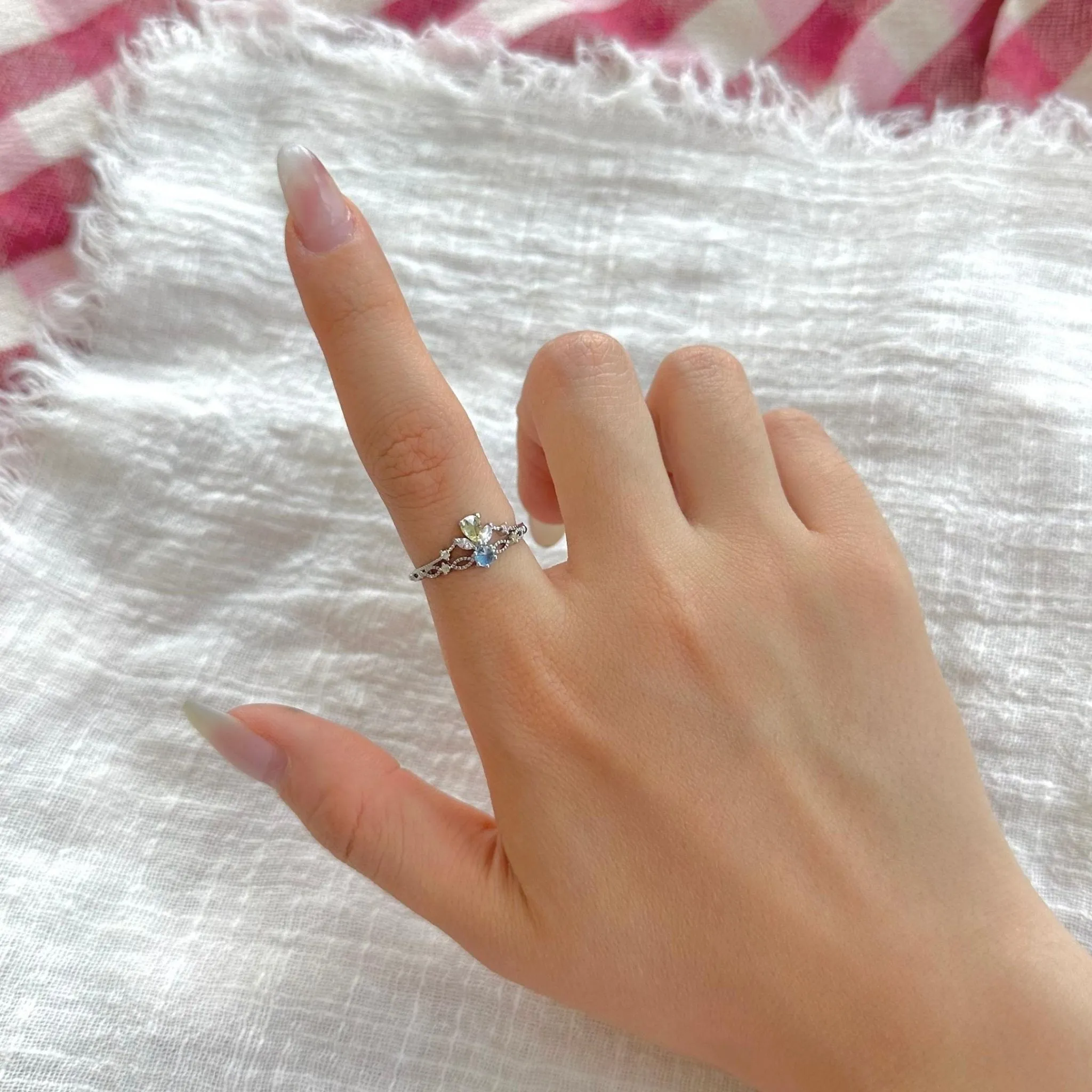 Tiara Ring - Ellie