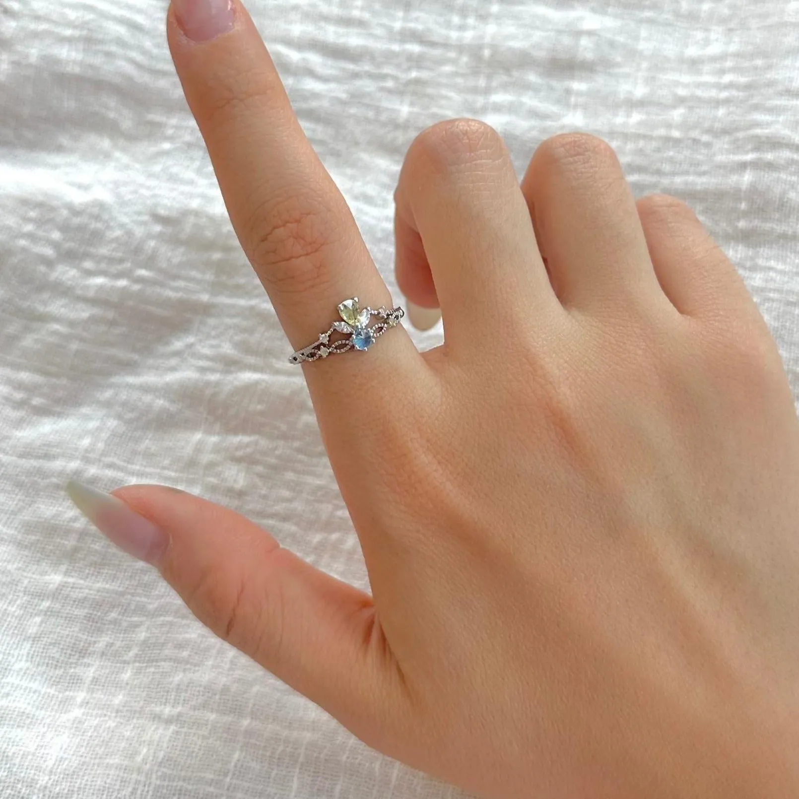 Tiara Ring - Ellie